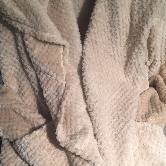 Oversized and Slouchy Sweater Cardigan - Picture 7 of 8